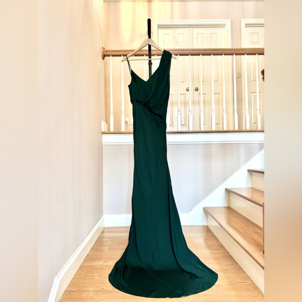 SAMPLE | Haute Hippie | Rosin Grecian One Shoulder Gown | Silk Green | Small - Picture 4 of 9